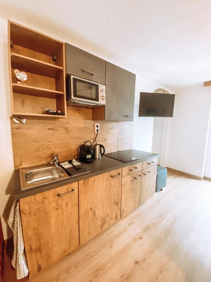 Alpenappartements Schwalbennestl ミッテンヴァルト エクステリア 写真