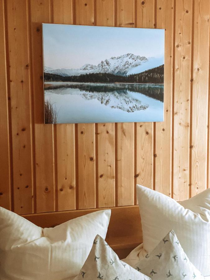 Alpenappartements Schwalbennestl ミッテンヴァルト エクステリア 写真