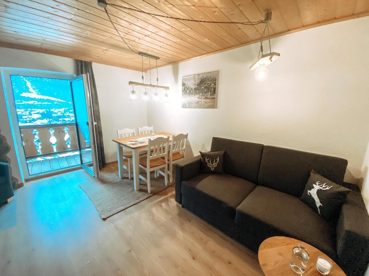 Alpenappartements Schwalbennestl ミッテンヴァルト エクステリア 写真